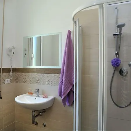 Отель Europa 3*