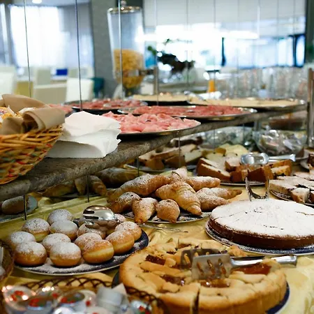 Отель Europa San Mauro Mare